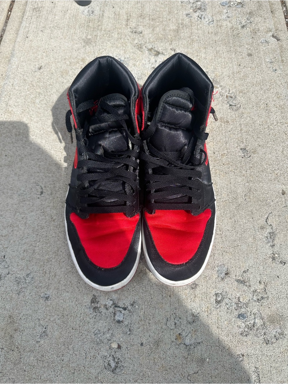 Jordan Men's High-Top Sneakers in Black and Red